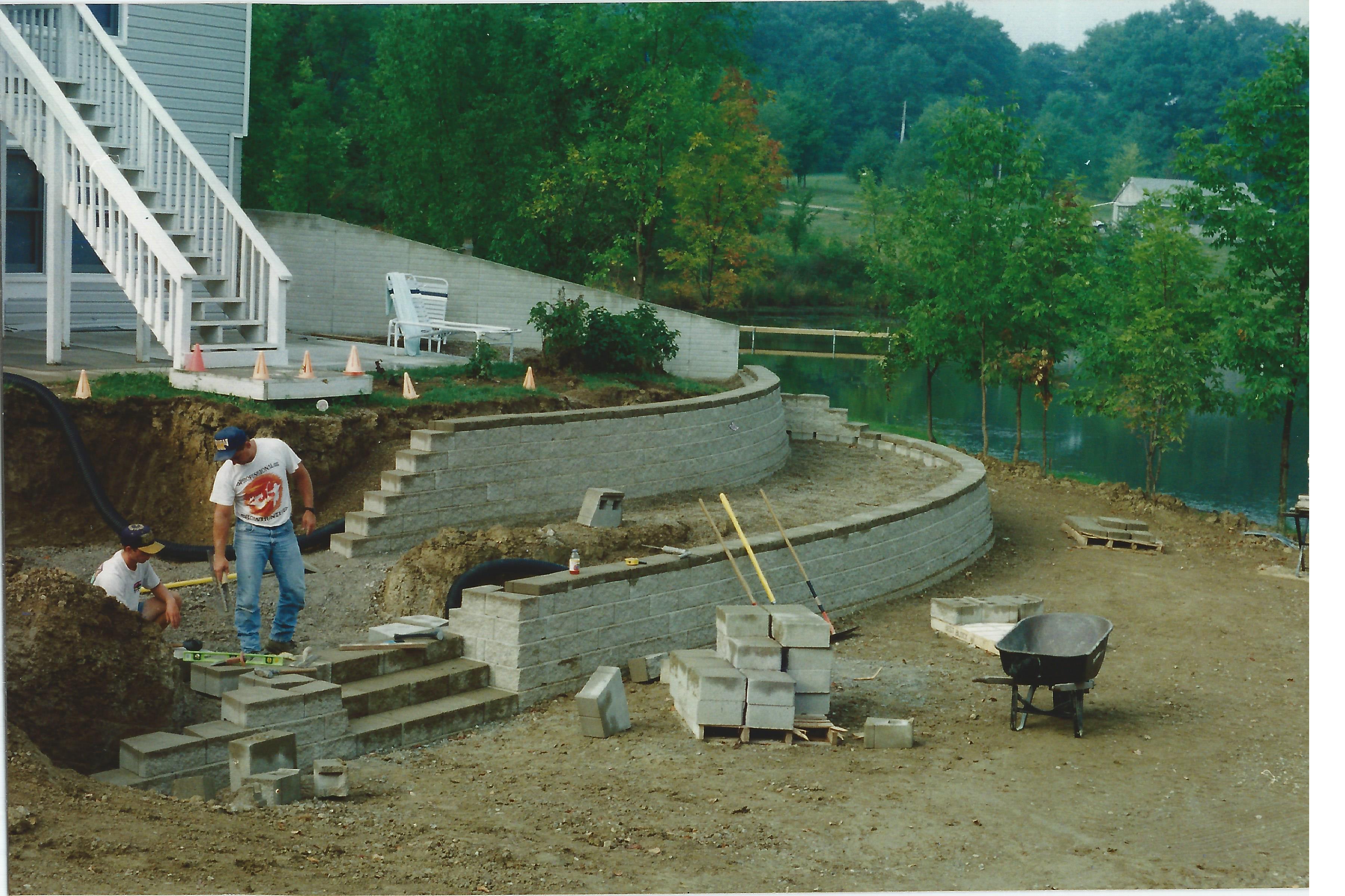 how to build a brick paver retaining wall